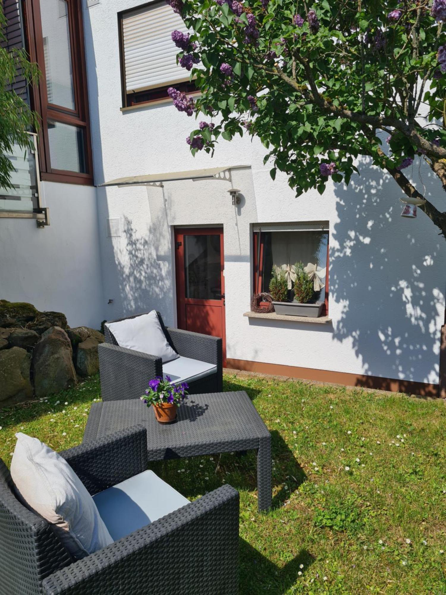 Ferienwohnung Rote Tuer - Landleben Pur! Kirchhain Kültér fotó